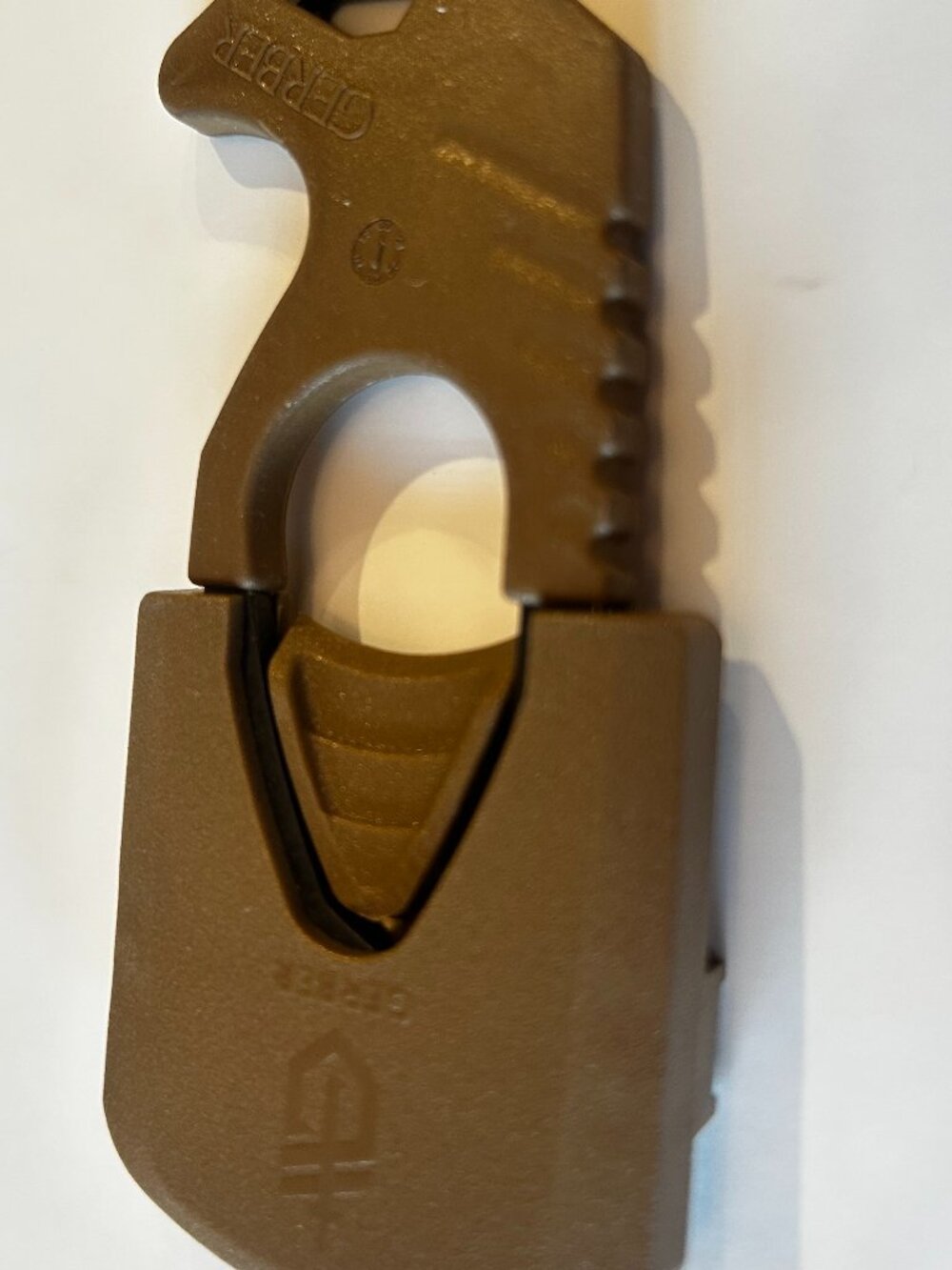 Gerber Emergency Strap Cutter Rescue Tool.